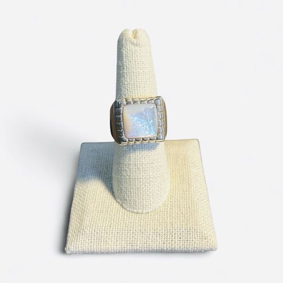 Vintage Sterling Silver Moonstone Oval Cut Stone Ring Size 8 Band - Picture 6 of 6